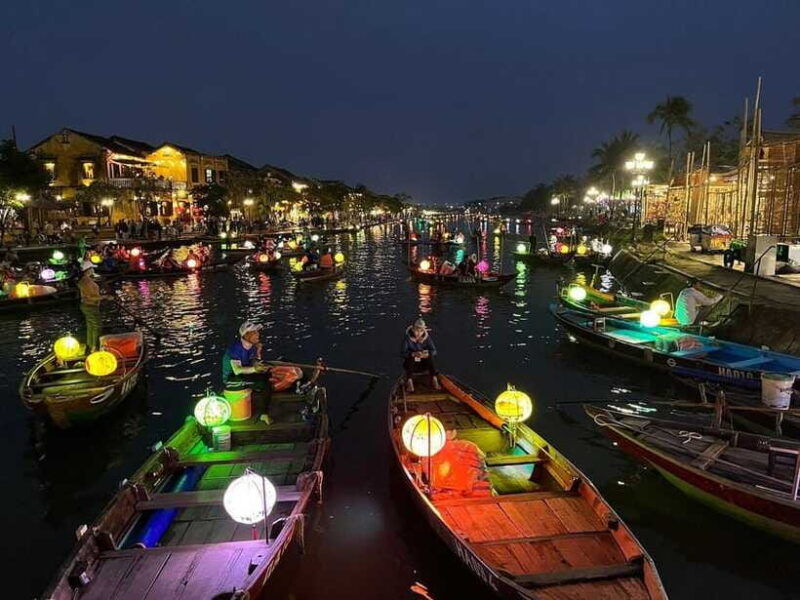 hoi-an-ancient-town-boat-ride-lanterns-local-food-tour