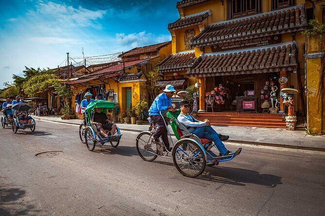 Hoi An Ancient Town Tour with Boat Ride and Lantern Release - FAQs