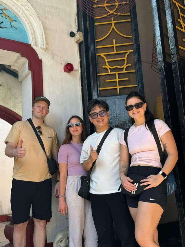 hoi-an-ancient-town-walking-tour-with-lantern-boat-ride