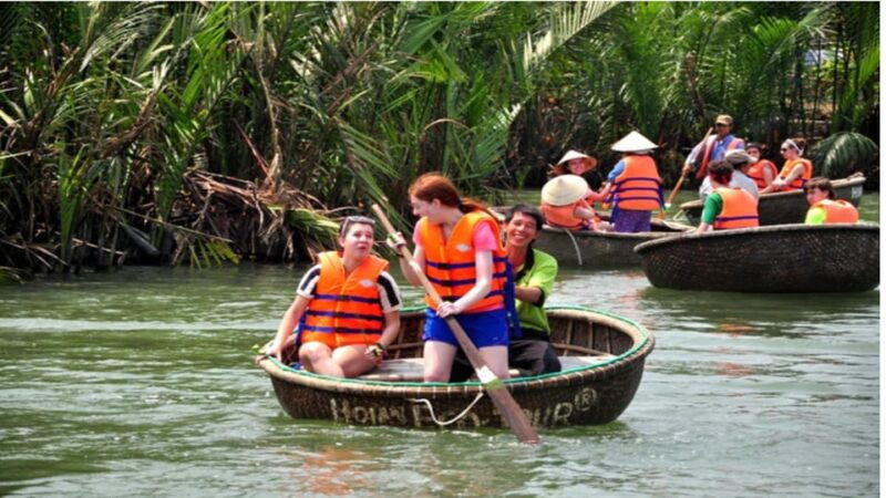 hoi-an-bamboo-basket-boat-adventure