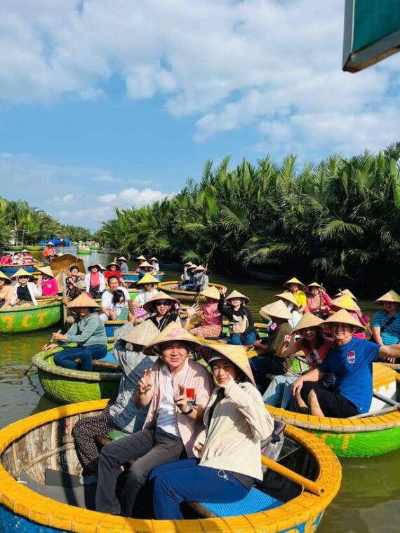 hoi-an-basket-boat-ride-in-the-coconut-forest