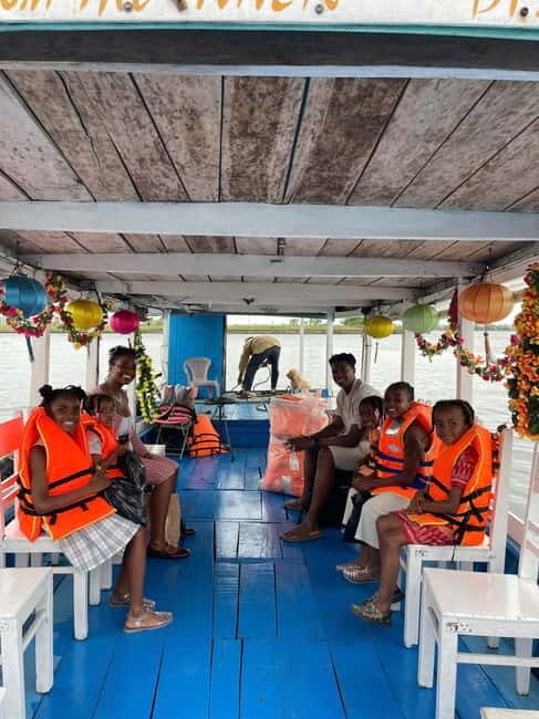 Hoi An : Basket Boat , River Cruise and Making Lantern Class - Exploring Hoi An: Basket Boat, River Cruise, and Lantern-Making Experience