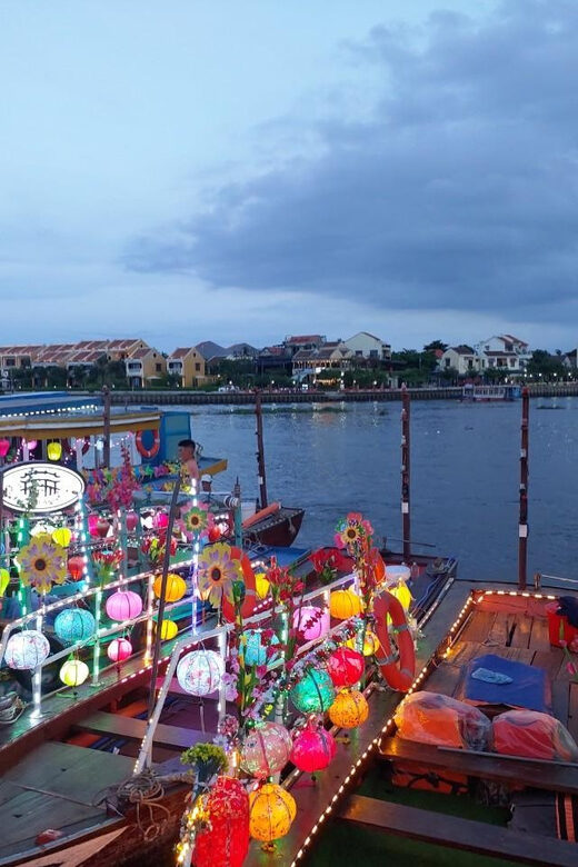 Hoi An Boat Lantern With Release Flower Hoai River At Night - The Itinerary Breakdown