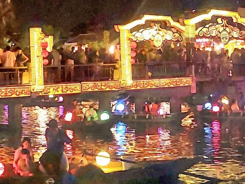 Hoi An Boat Lantern With Release Flower Hoai River At Night - Why This Tour is Worth Considering