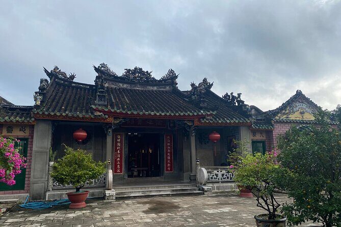 Hoi An Boat Ride and Release Lantern, Night Market Private Tour - Transportation, Timing, and Group Size