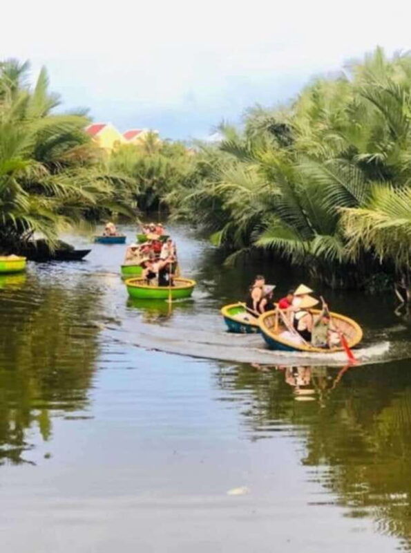 hoi-an-cam-thanh-basket-boat-riding-w-two-way-transfer