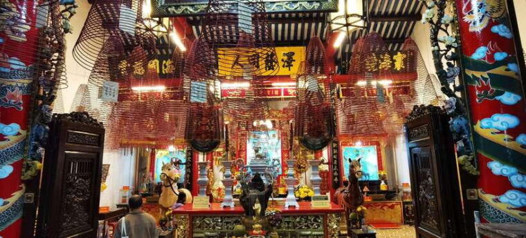 hoi-an-city-tour-at-night