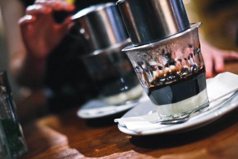 hoi-an-city-tour-banh-mi-and-coffee