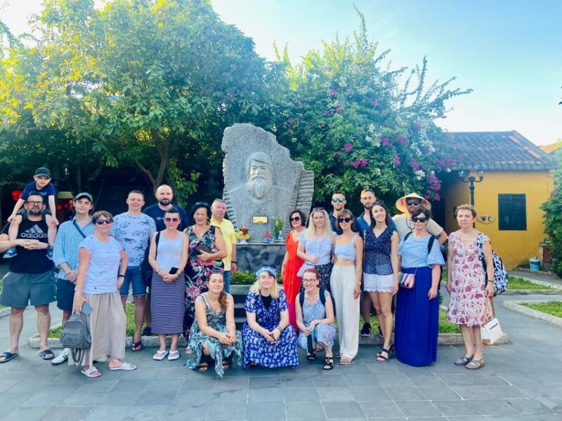 hoi-an-city-tour-boat-ride-lantern-release-from-danang