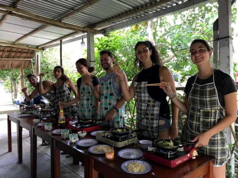 hoi-an-cooking-class-market-tour-and-basket-boat-ride