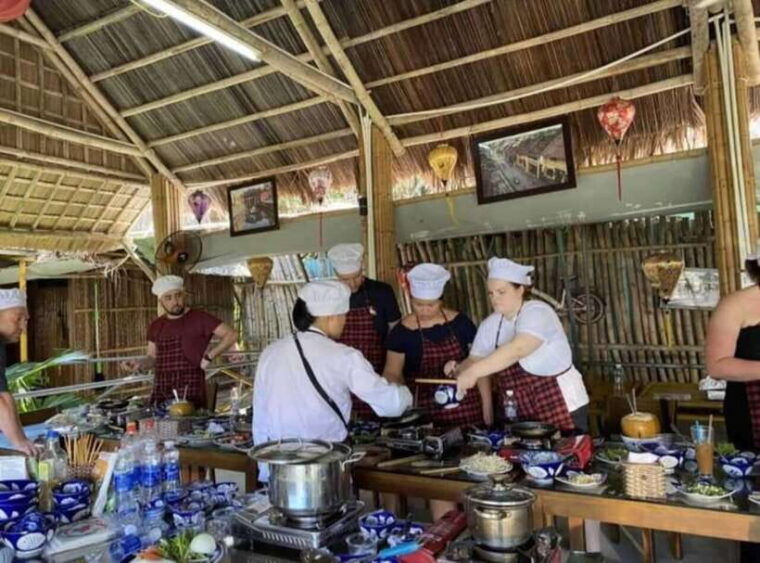 hoi-an-cooking-class-market-tour-and-basket-boat-ride