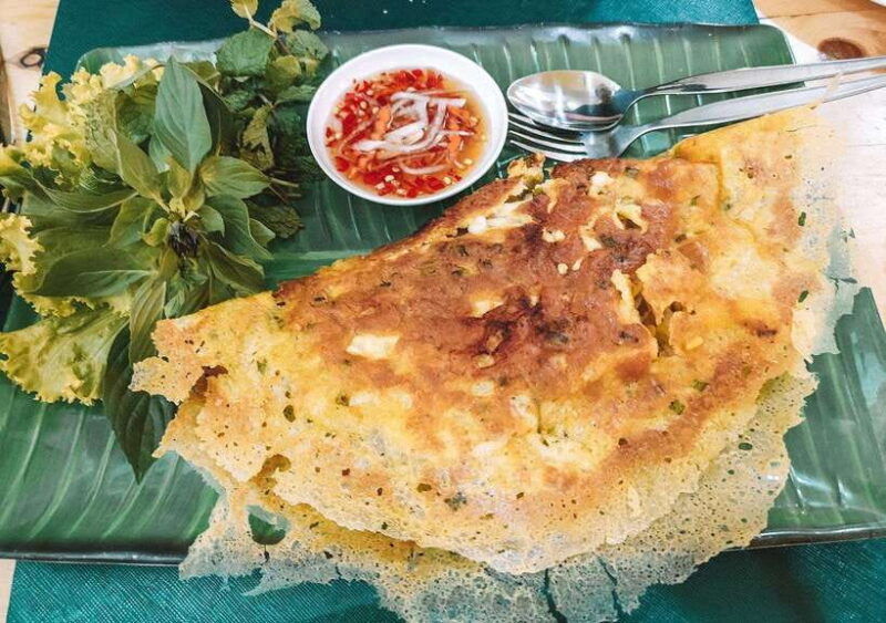 hoi-an-cooking-class-with-market-tour-and-basket-boat-ride-2