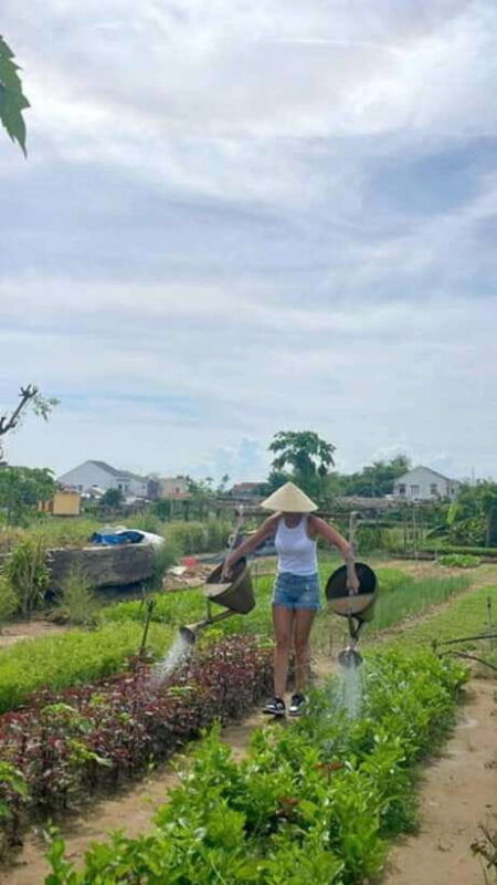 hoi-an-countryside-biking-cooking-class-in-tra-que-village