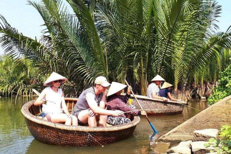 hoi-an-countryside-by-cycling-basket-boat-experience
