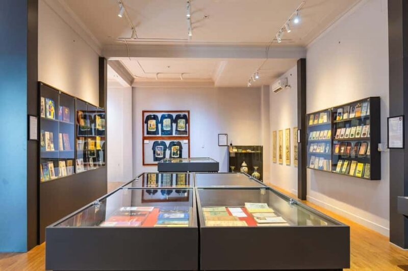 Hoi An: CSO Gallery - Entry ticket & Hand-printing workshop - The Hands-On Hand-Printing Workshop