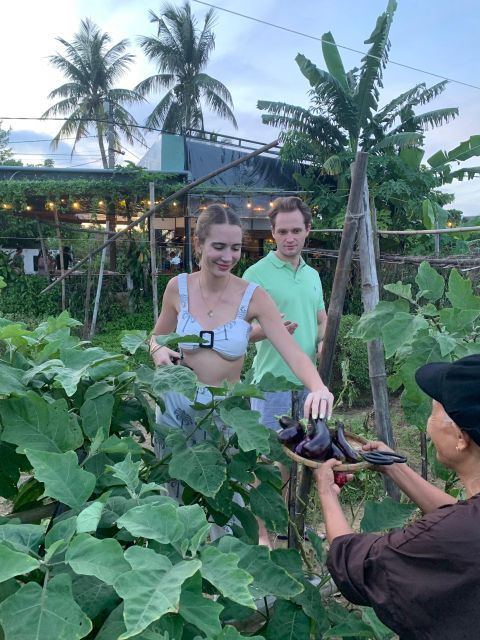 hoi-an-cyclingbasket-boat-cooking-class-at-organic-farm