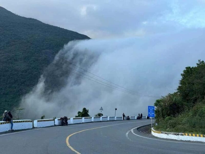 Hoi An/Da Nang: EasyRide Motorbike Tour Via Hai Van Pass - Key Points