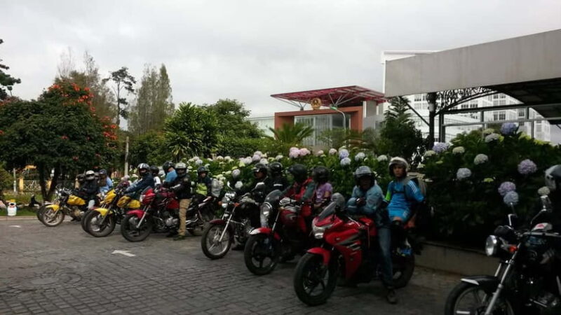 Hoi An/Da Nang: Hue Day Trip via Hai Van Pass - Natural Springs & Final Stops