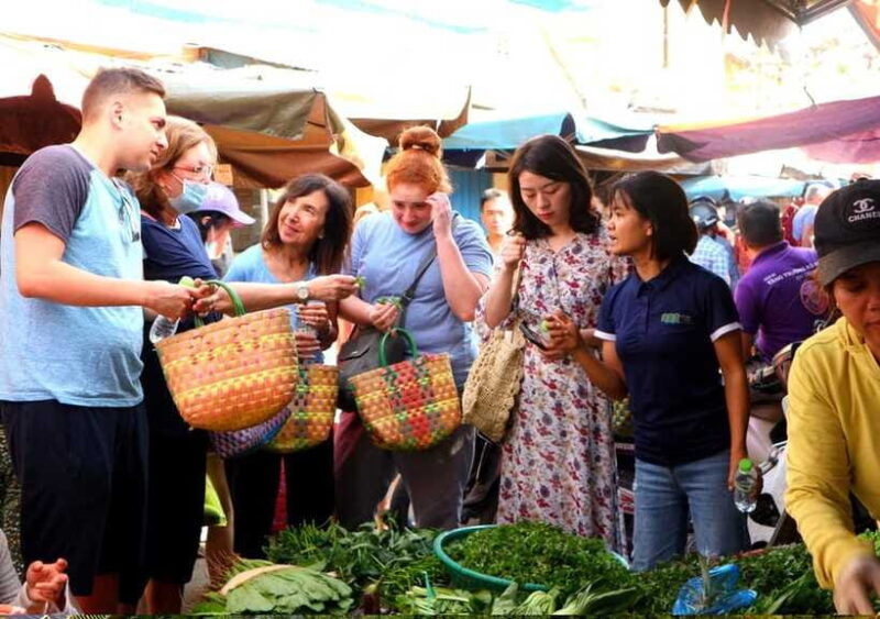 hoi-an-da-nang-market-tour-boat-ride-and-cooking-class