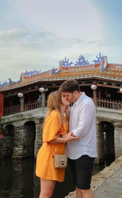 Hoi An/Da Nang: Private Photoshoot & Guided Walk Experience - Exploring Hoi An Through a Lens: What to Expect