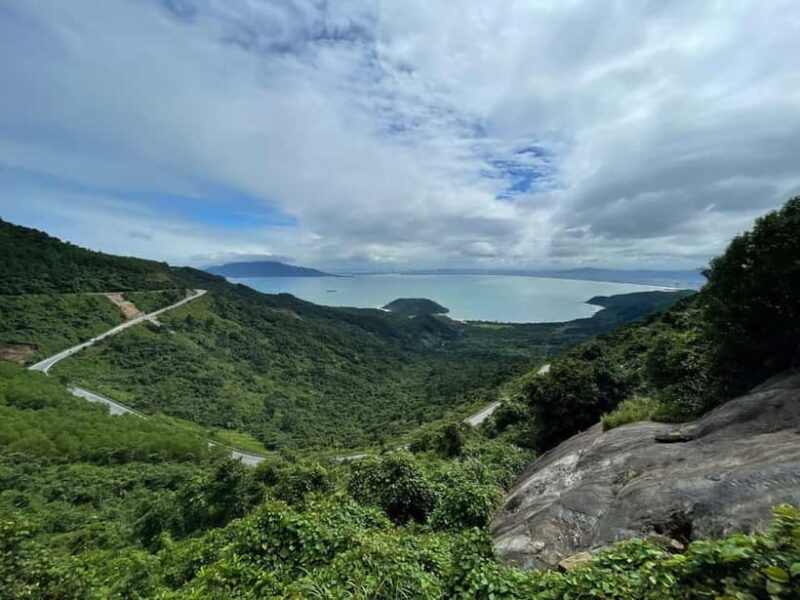 Hoi An/Da Nang: Transfer to Hue, Sightseeing & Pagoda Lunch - Scenic Drive with Unmatched Views