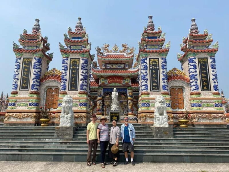 Hoi An/Da Nang: Transfer to Hue, Sightseeing & Pagoda Lunch - Cultural Insights at An Bang Cemetery