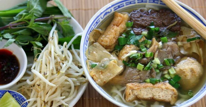 hoi-an-da-nang-vegetarian-cooking-class-basket-boat-ride