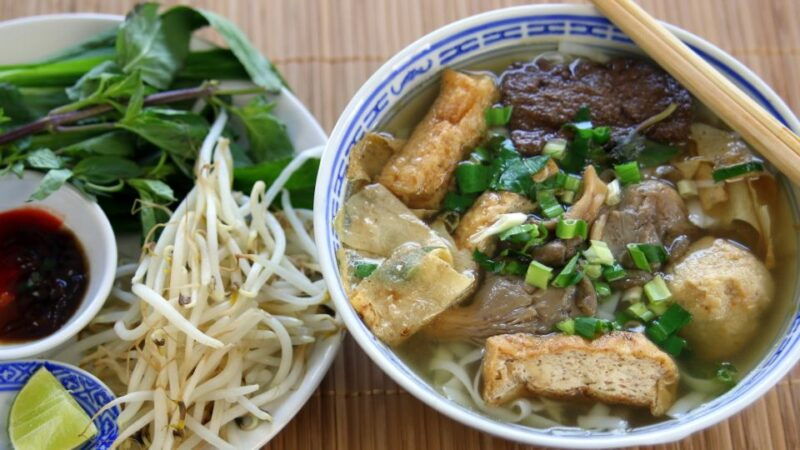 hoi-an-da-nang-vegetarian-cooking-class-basket-boat-ride