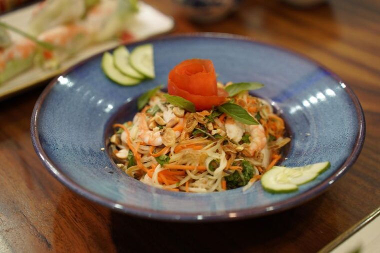 hoi-an-da-nang-vietnamese-cooking-class-with-transportation