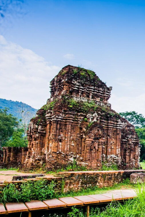 hoi-an-early-morning-my-son-sanctuary-tour-with-breakfast