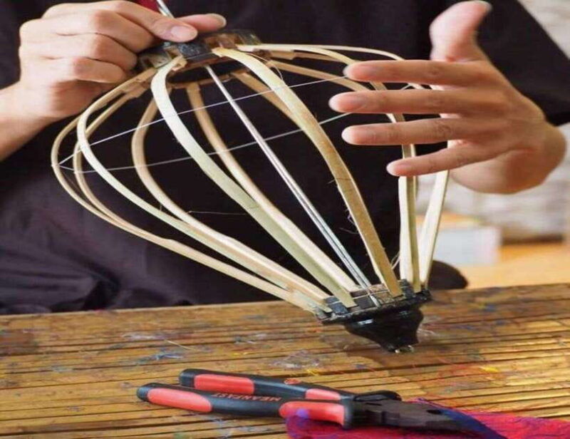 hoi-an-foldable-lantern-making-class-with-local-family