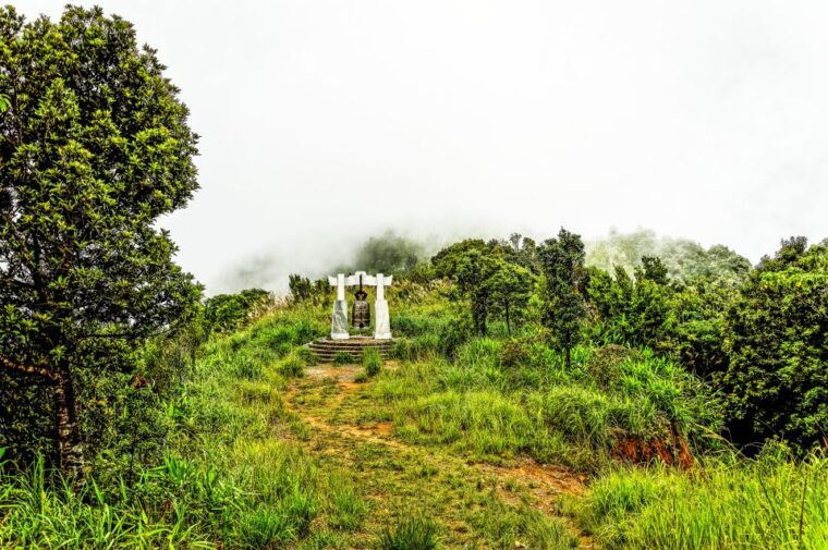 hoi-an-full-day-bach-ma-national-park-trek-beach-retreat