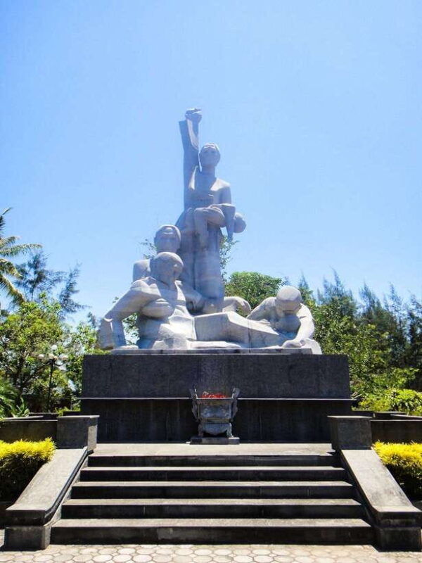 hoi-an-full-day-my-lai-massacre-memory-tour
