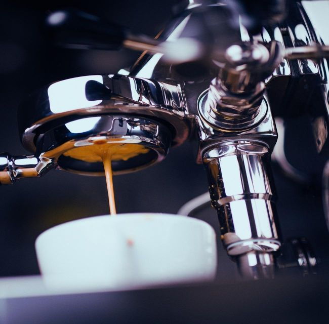 hoi-an-hand-on-making-vietnamese-coffee-class-culture