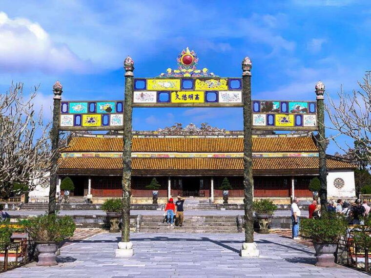 hoi-an-imperial-hue-and-scenic-hai-van-pass-discovery-tour