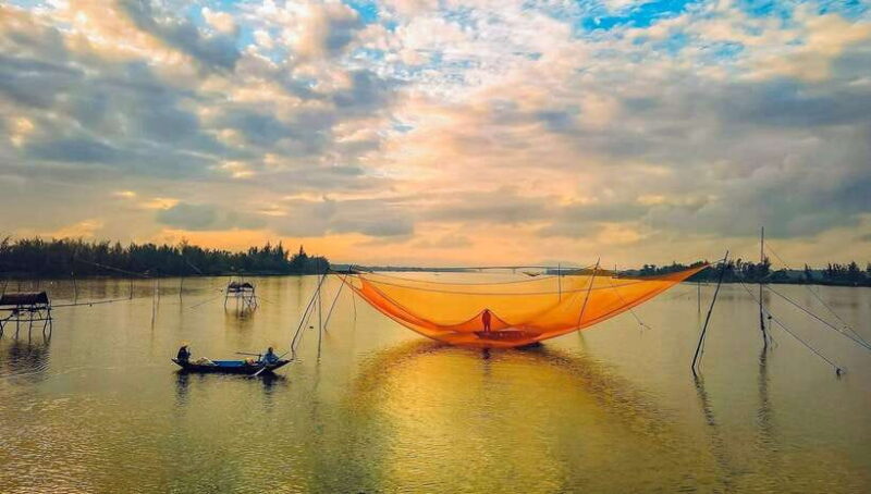 Hoi An Jeep Sunset Adventure: Enjoy Cocktails & Local Food - Key Points