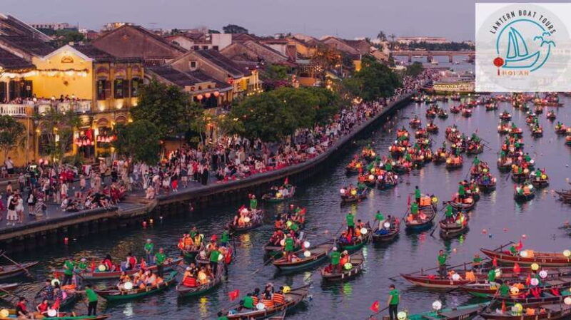 hoi-an-lantern-boat-trip-release-lantern