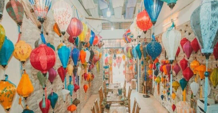 hoi-an-lantern-making-class-at-local-home-with-local-family-2