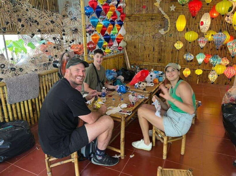 hoi-an-lantern-making-class-at-local-home-with-local-family