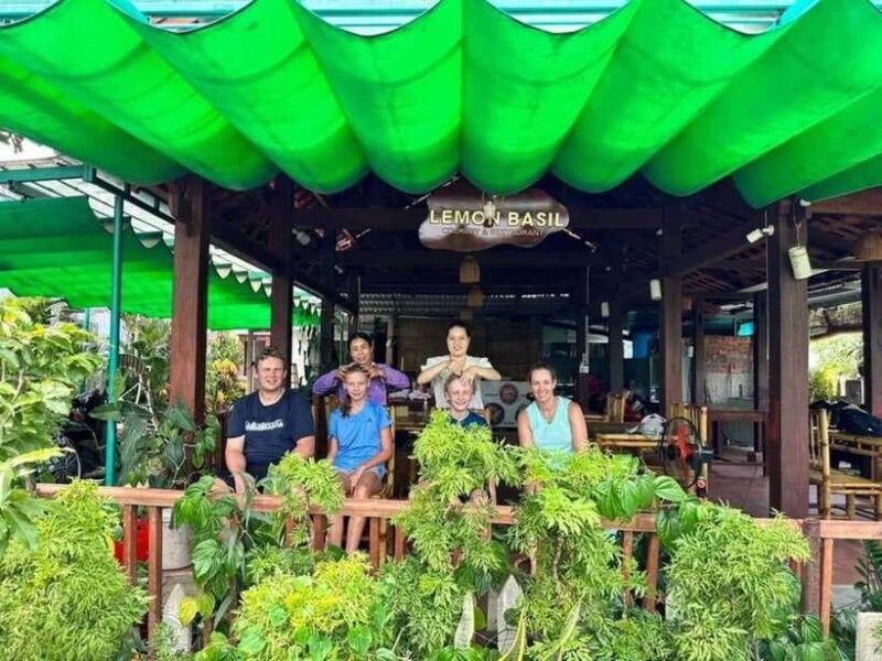 hoi-an-market-tour-and-farming-and-cooking-class-in-tra-que