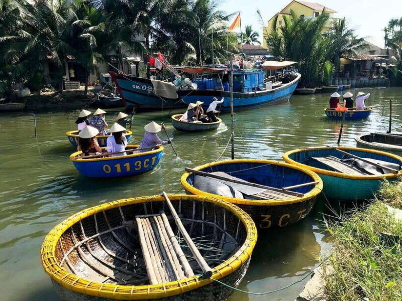 hoi-an-market-tour-basket-boat-ride-and-cooking-class