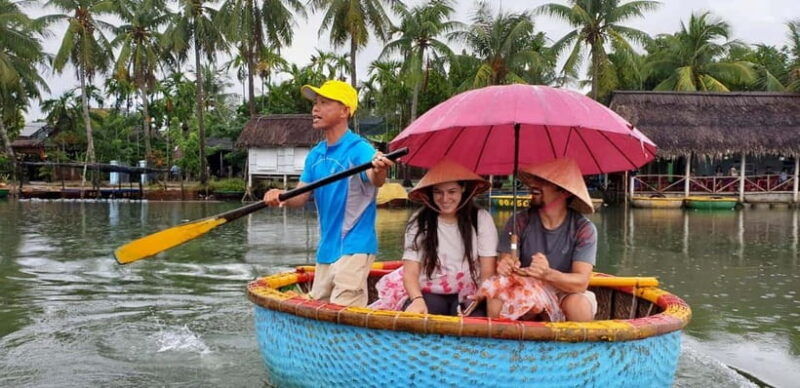 hoi-an-market-tour-basket-boat-ride-and-cooking-class