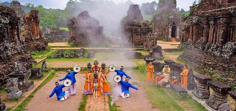 hoi-an-my-son-holly-land-cruise-luxury-group-tour