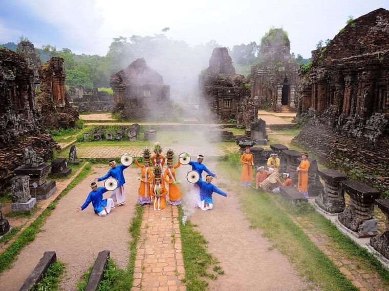 hoi-an-my-son-holy-land-sunset-tour-and-cruise-trip