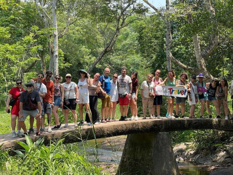 hoi-an-my-son-ruins-bus-boat-cultural-show-lunch-guide