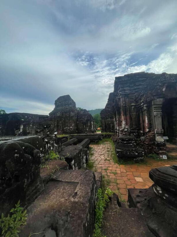 Hoi An: My Son Ruins: Guide-Bus-Boat-Cultural Show-Lunch - Transport, Price, and Group Dynamics