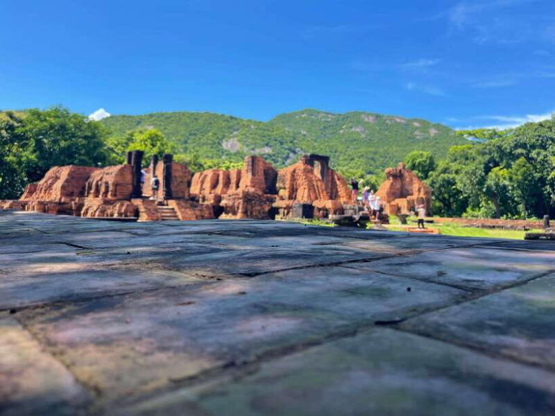 hoi-an-my-son-ruins-guide-bus-boat-cultural-show-lunch