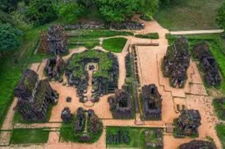 hoi-an-my-son-sanctuary-tour-with-cruise-trip