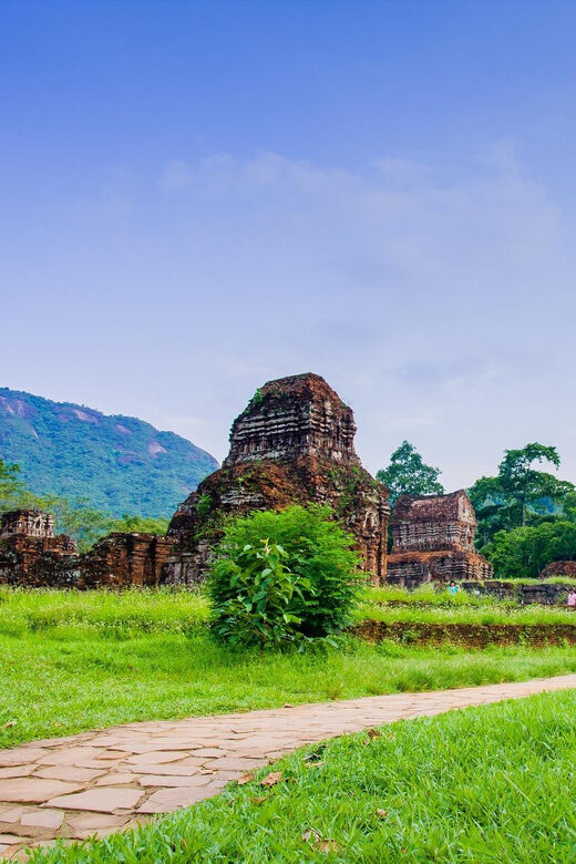 Hoi An : My Son Sanctuary Tour with Vietnamese Lunch - Sampling Local Life: Vietnamese Lunch at a Family Home