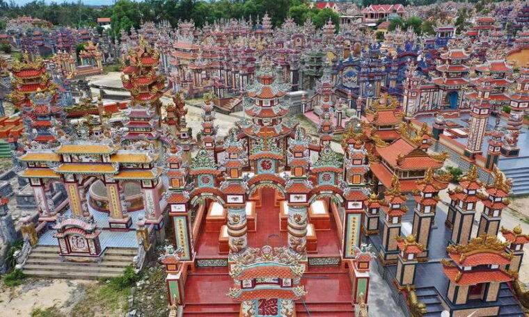 hoi-an-private-car-to-from-hue-via-multi-attraction-1-way